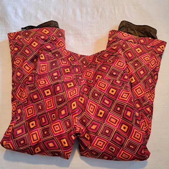 Obermeyer girls size 12 snow pants, diamond pattern orange, red & brown - Picture 5 of 11